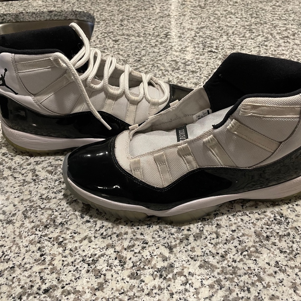 Jordan XI - Concords - Size 13